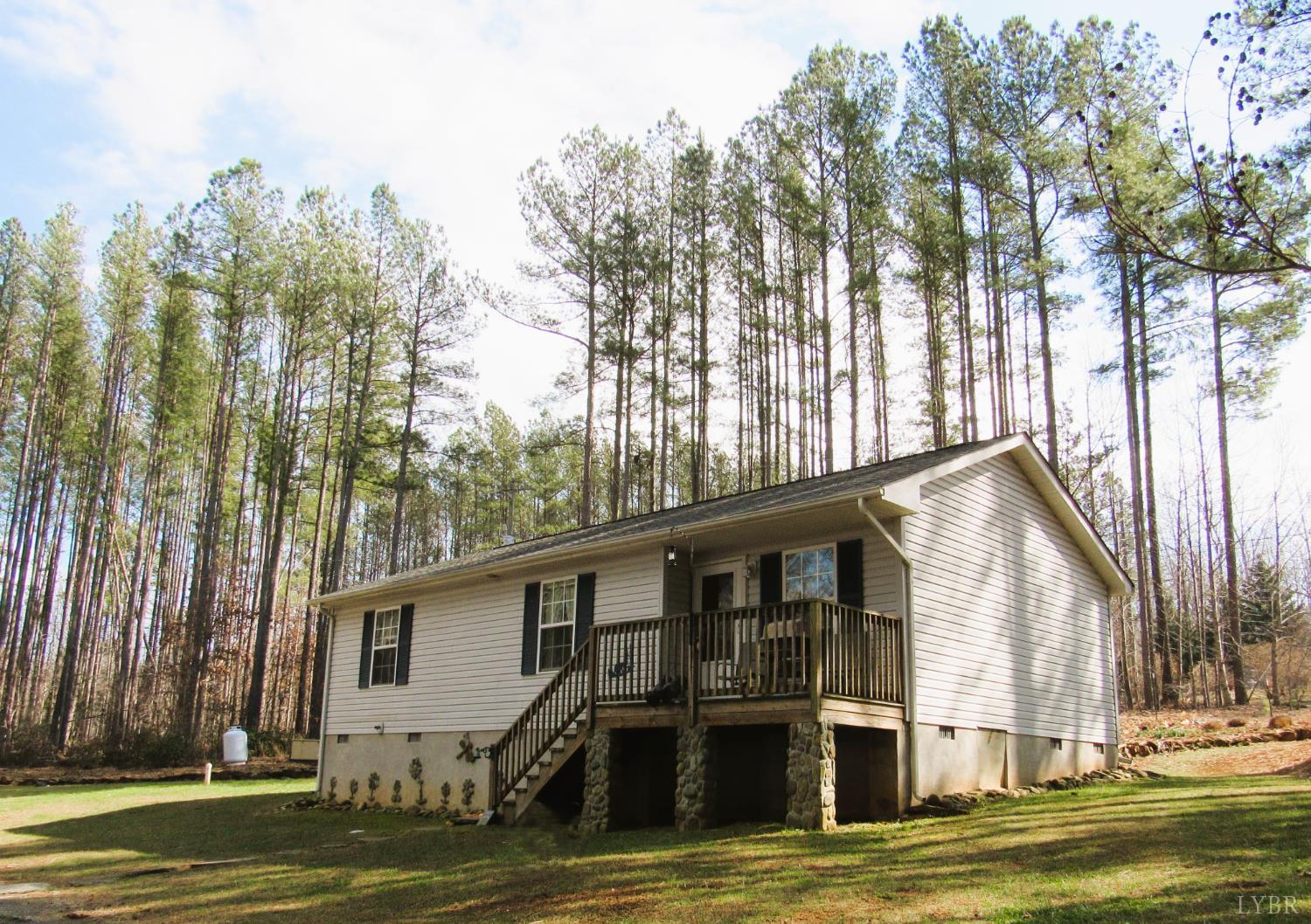 3324 Laurel Road Shipman, VA 22971 - Photo 2 of 38