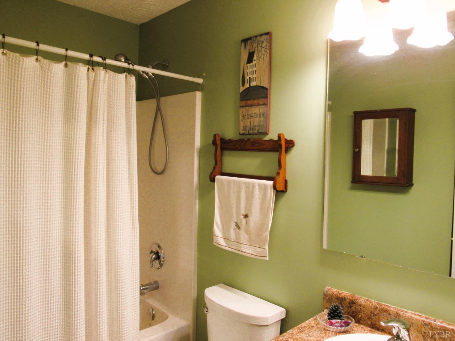 3324 Laurel Road Shipman, VA 22971 - Photo 27 of 38