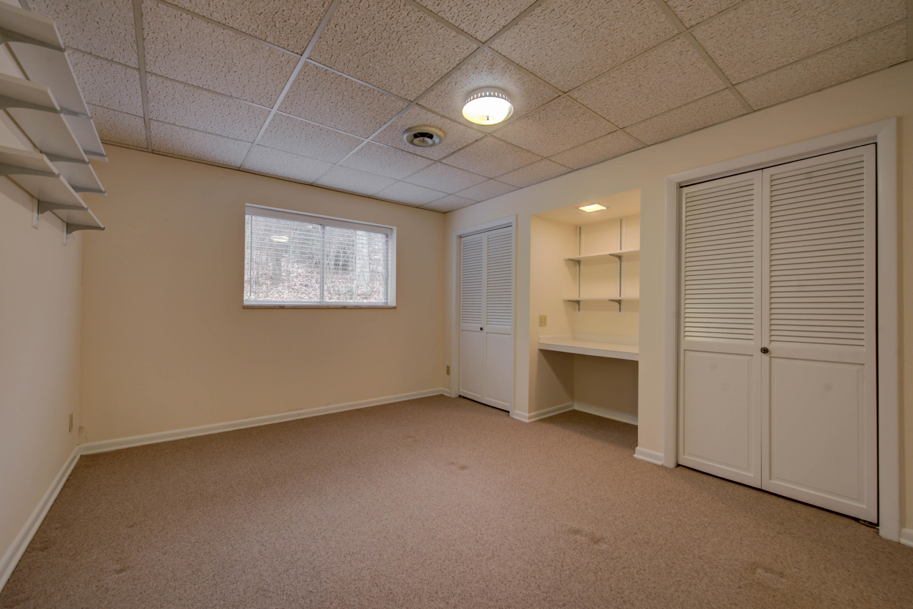 102 Burgess Lane Oak Ridge, TN 37830 - Photo 24 of 35 Bedroom 3
