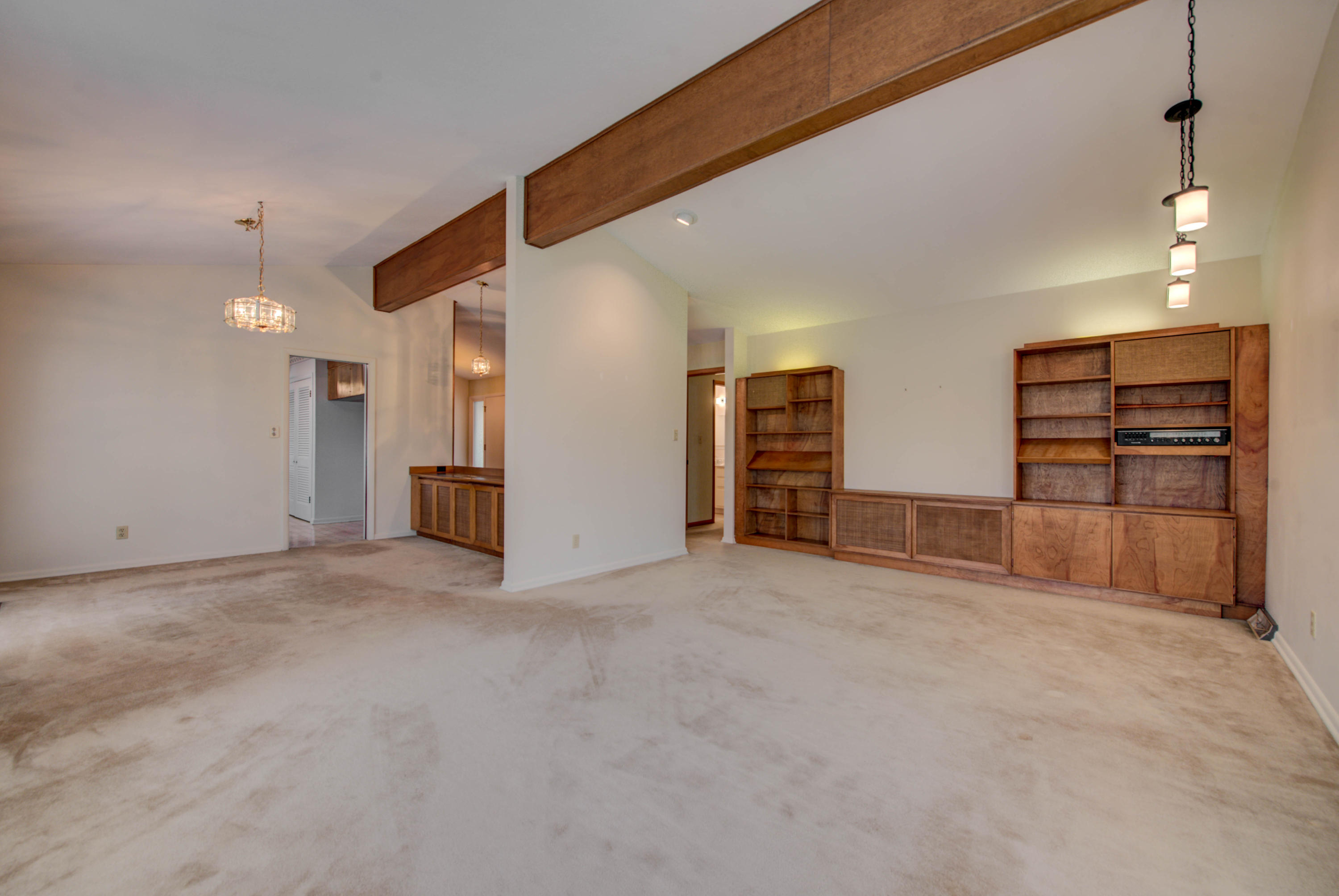 102 Burgess Lane Oak Ridge, TN 37830 - Photo 6 of 35 Living/dining