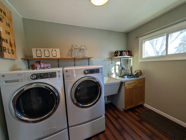 $349,900 | 813 North Water Street, Watertown, WI 53098