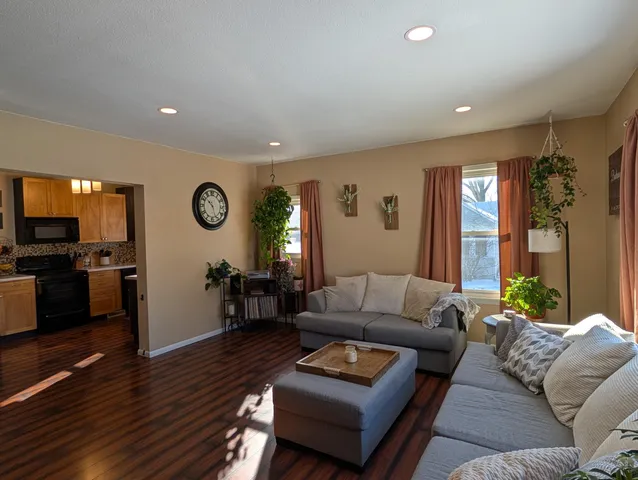 $349,900 | 813 North Water Street, Watertown, WI 53098