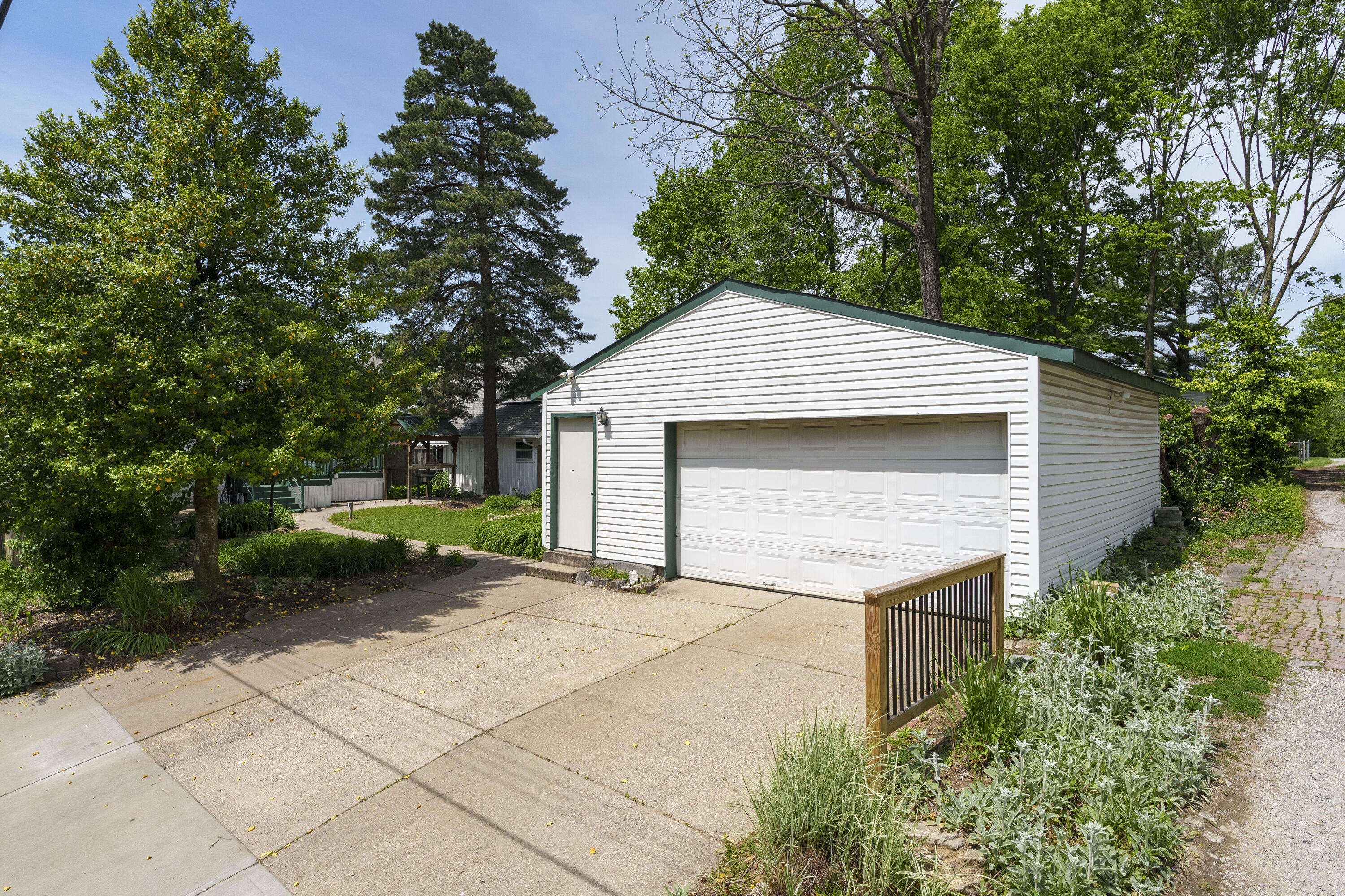302 Erlanger Road Erlanger, KY 41018 - Photo 23 of 32 Gallery Image 23