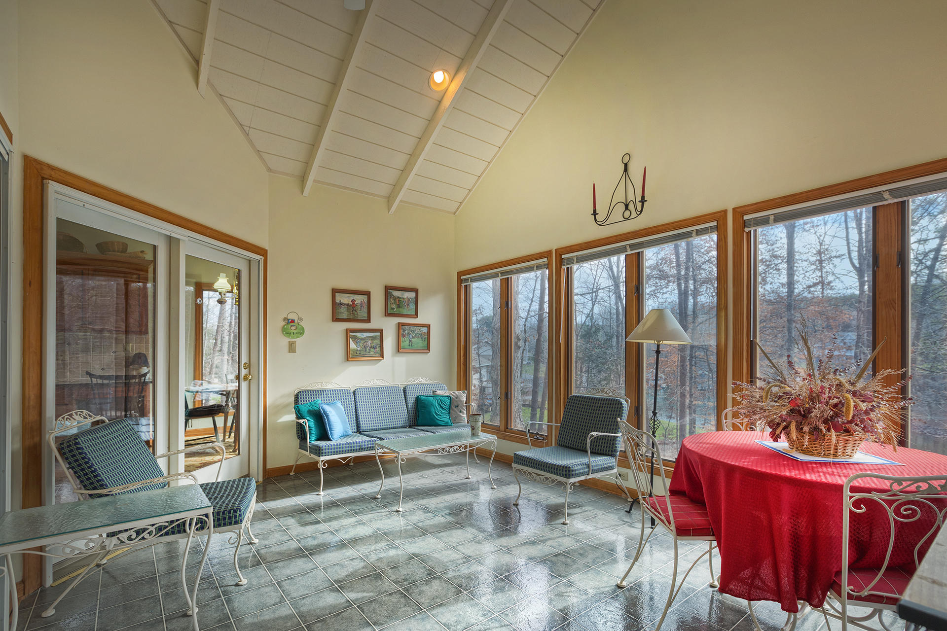 60 Rte 1372 Moneta, VA 24121 - Photo 12 of 39 Lakeside Florida Room