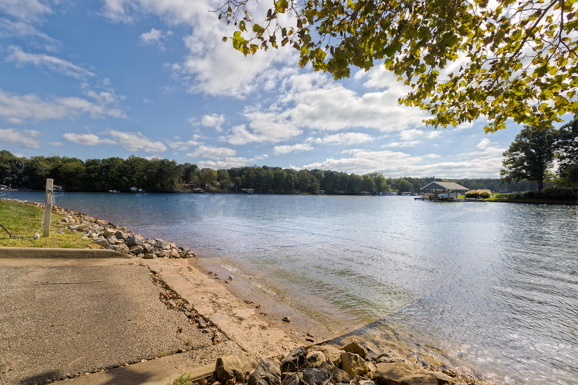 60 Rte 1372 Moneta, VA 24121 - Photo 24 of 39 Boat ramp