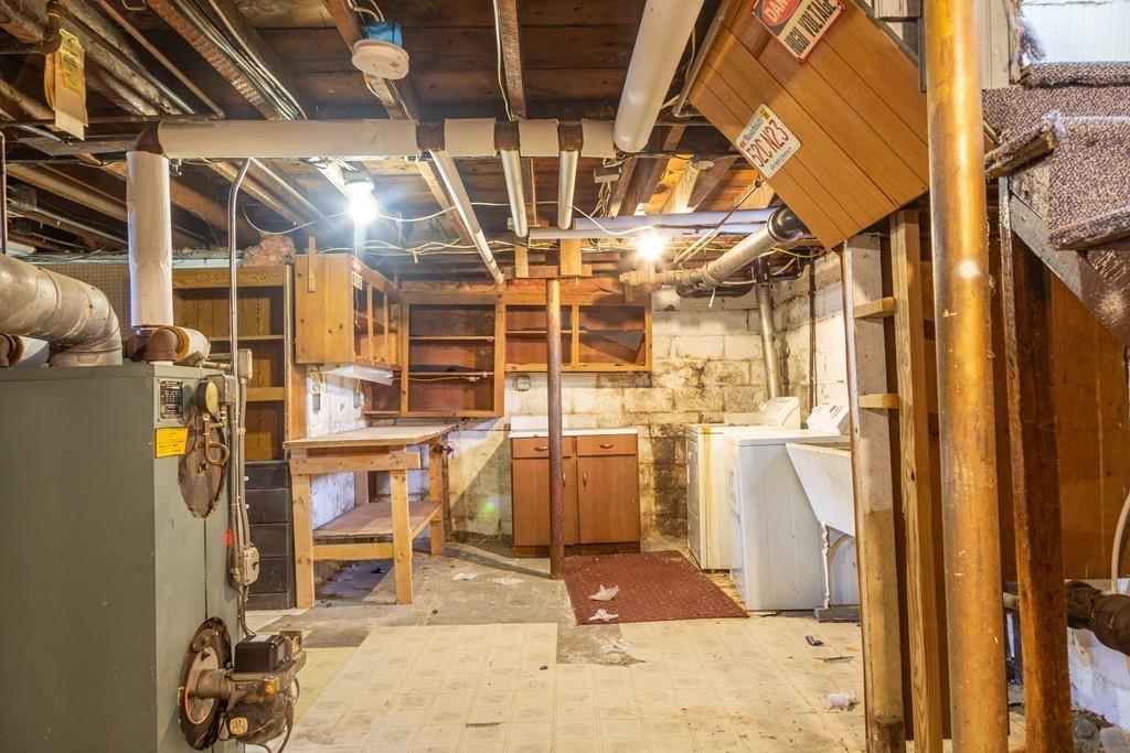 116 Jenness Street Springfield, MA 01104 - Photo 31 of 42 a view of a room with gym equipment