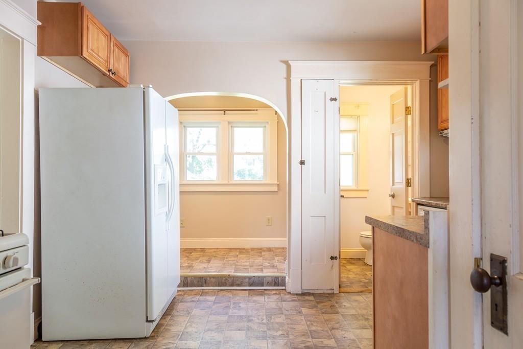 116 Jenness Street Springfield, MA 01104 - Photo 5 of 42 a view of an entryway with a glass door