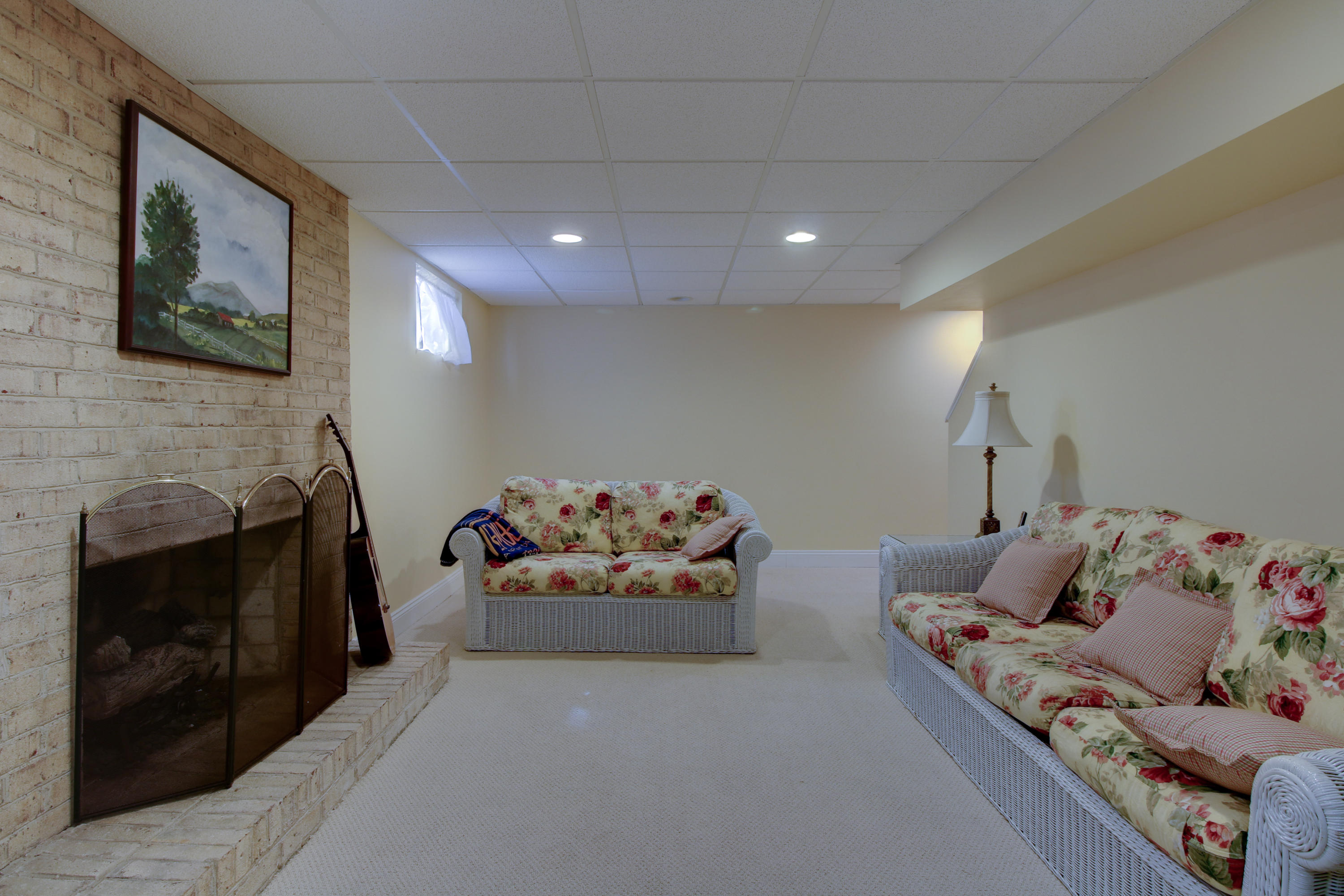 3319 Windsor Road Roanoke, VA 24018 - Photo 28 of 47 _MG_9966_7_8