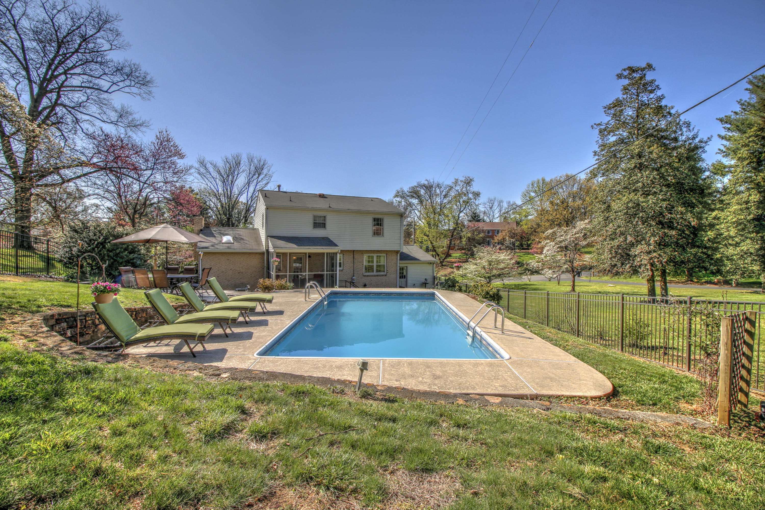 3319 Windsor Road Roanoke, VA 24018 - Photo 37 of 47 _MG_0015_6_7
