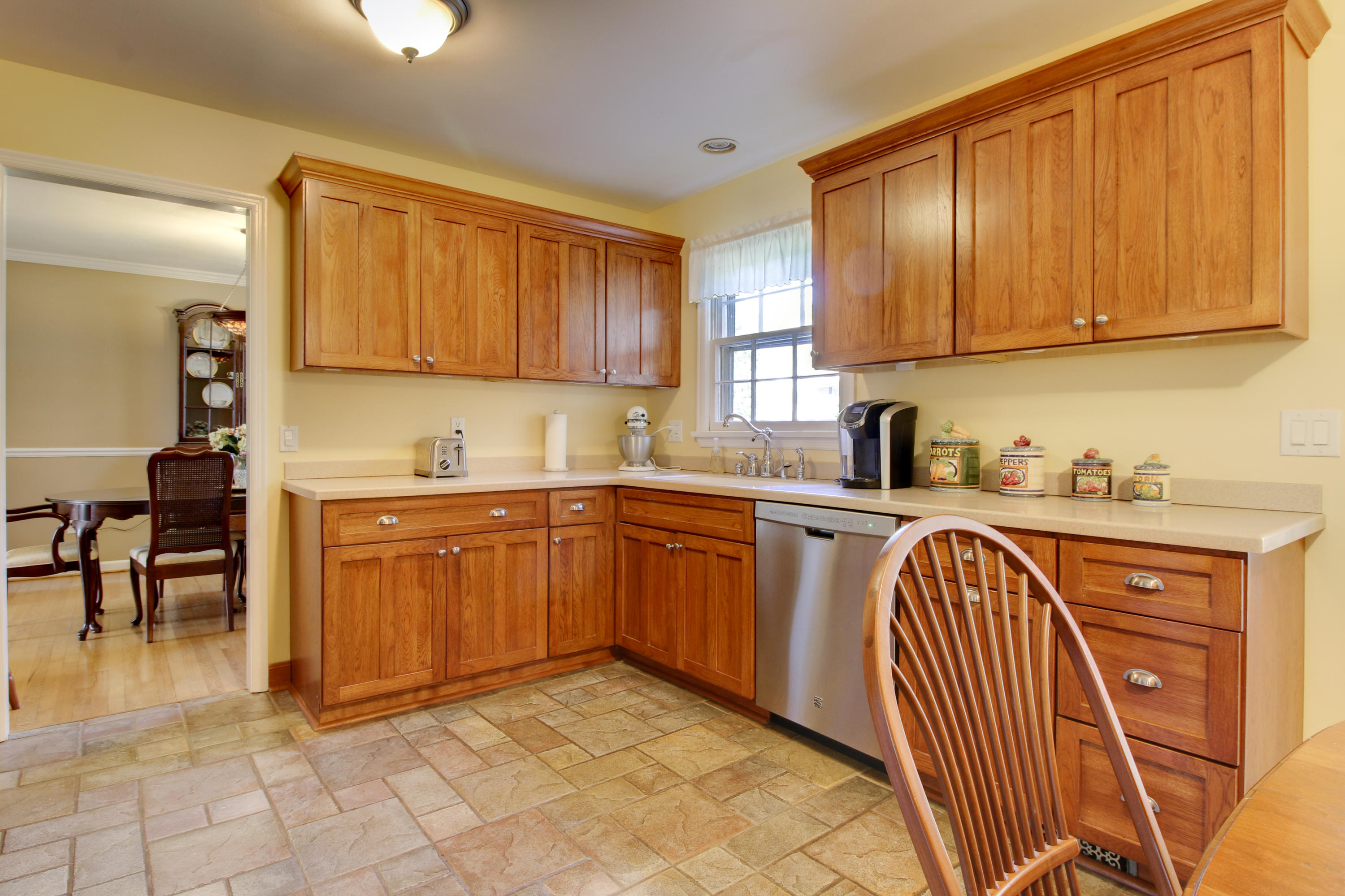 3319 Windsor Road Roanoke, VA 24018 - Photo 10 of 47 _MG_9900_1_2