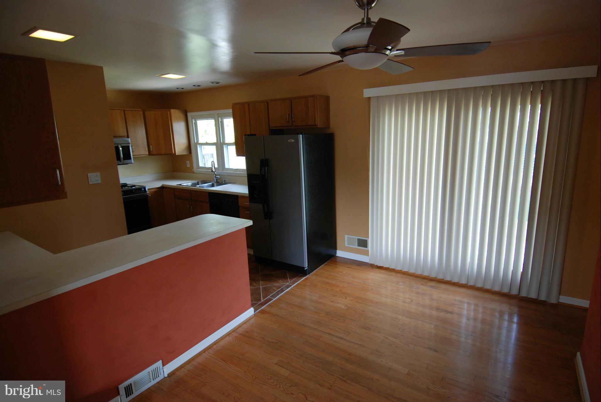 1803 Ridgewick Road Glen Burnie, MD 21061 - Photo 4 of 14 Dining Room