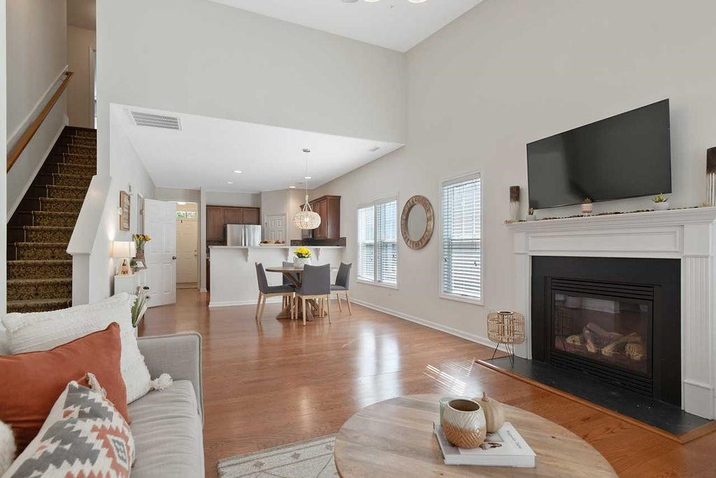 2549 Spring Oaks Way Raleigh, NC 27614 - Photo 9 of 33 Living Room