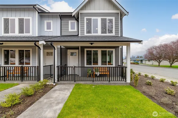 $2,100,000 | 1601 North Waugh Road, Unit AD, Mount Vernon, WA 98273