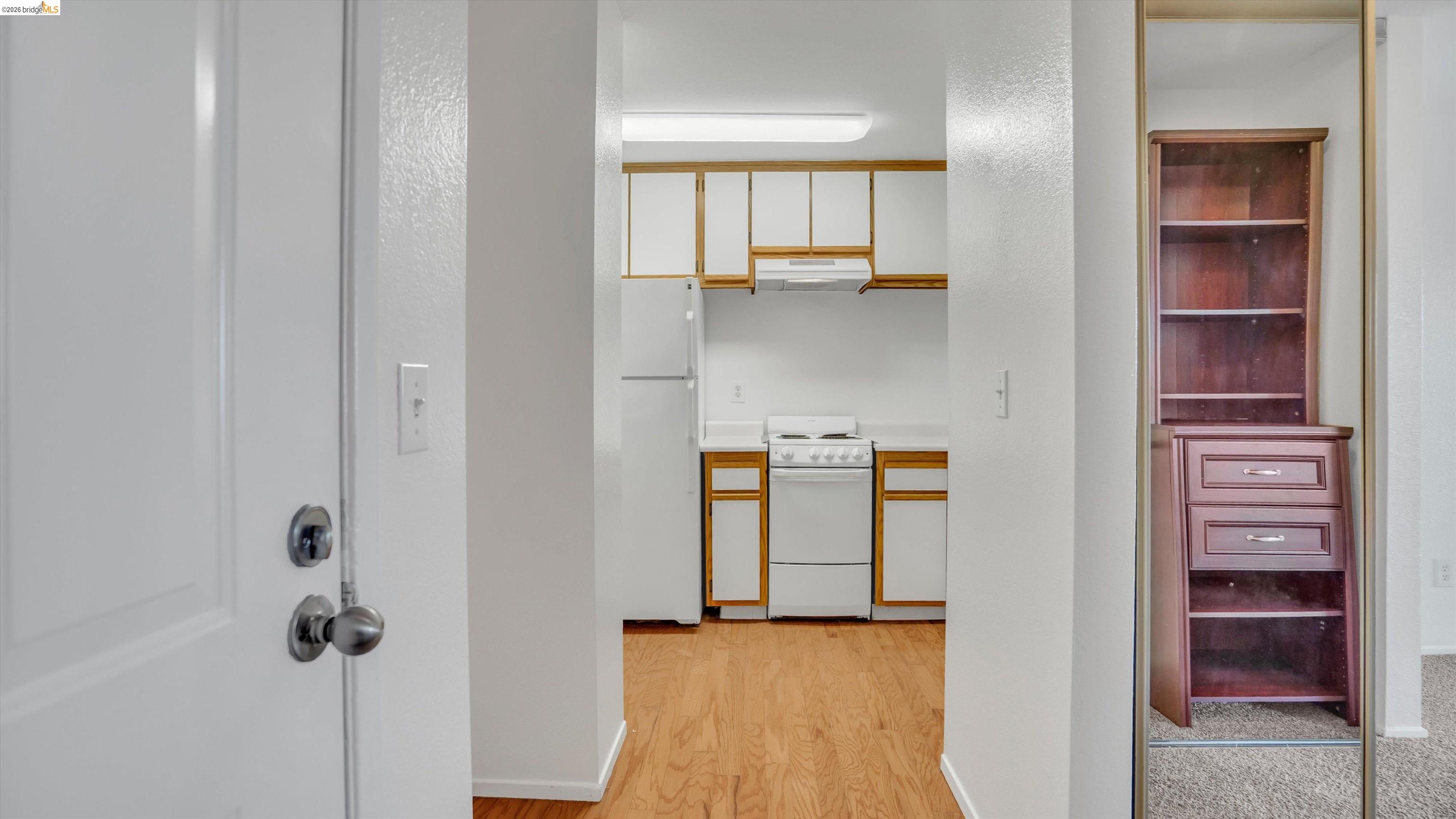 735 Watson Canyon Court, Unit 118 San Ramon, CA 94582 - Photo 4 of 38 a view of walk in closet