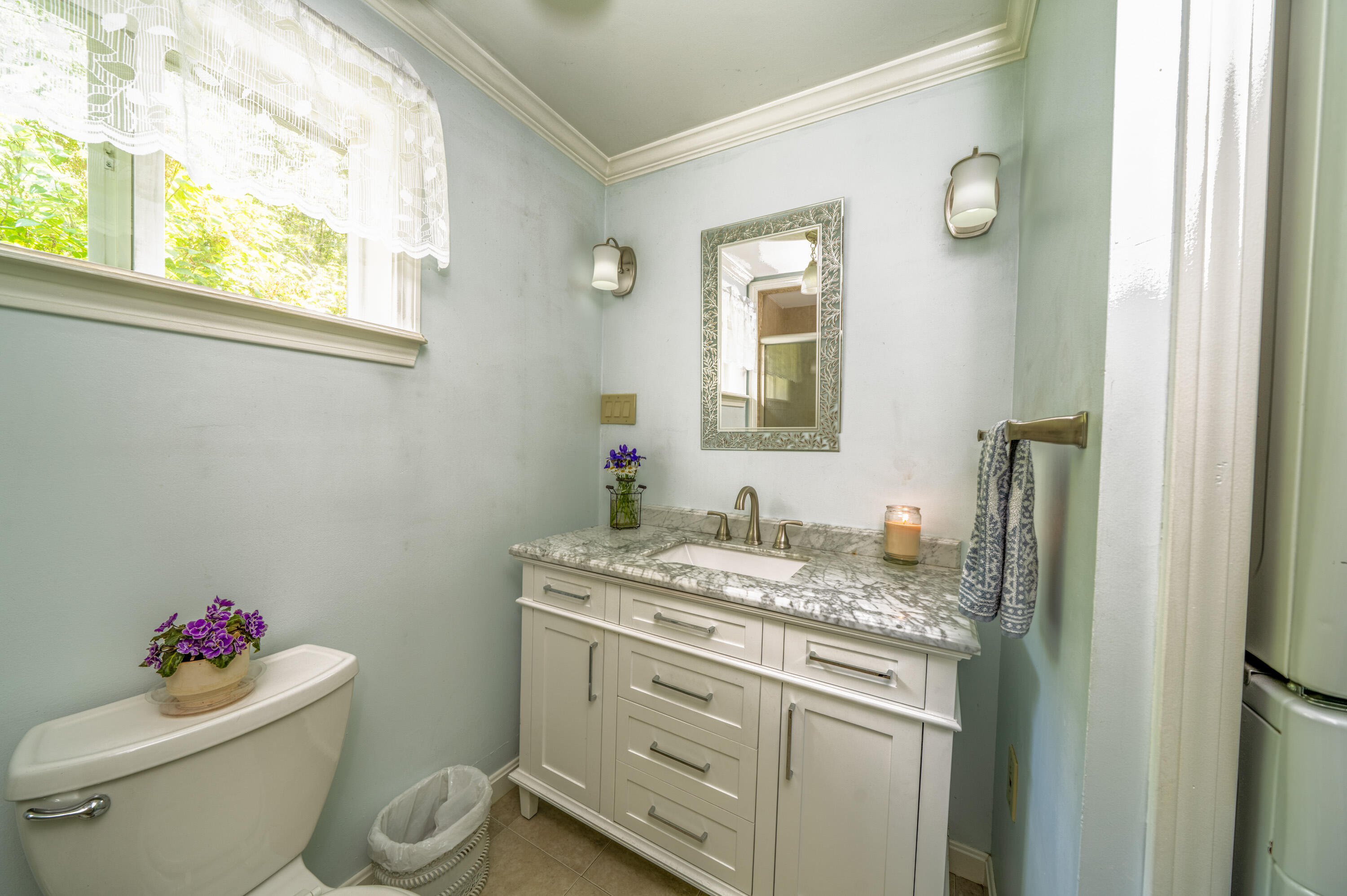 105 Perry Greene Hill Road Waldoboro, ME 04572 - Photo 20 of 61 1st floor full bathroom