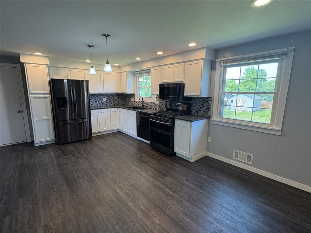 67 Riviera Drive Gates, NY 14624 - Photo 5 of 16