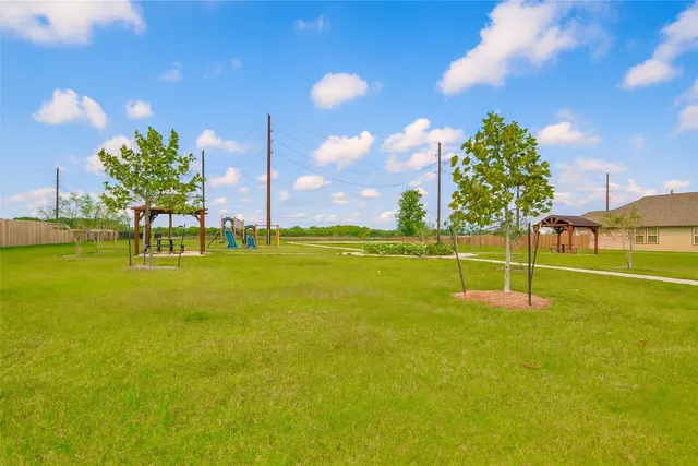 $1,950 | 1327 Tanner Dell Drive, Crosby, TX 77532