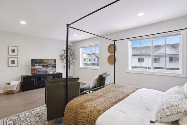 $325,000 | 636 Franklin Street, Roberts, WI 54023