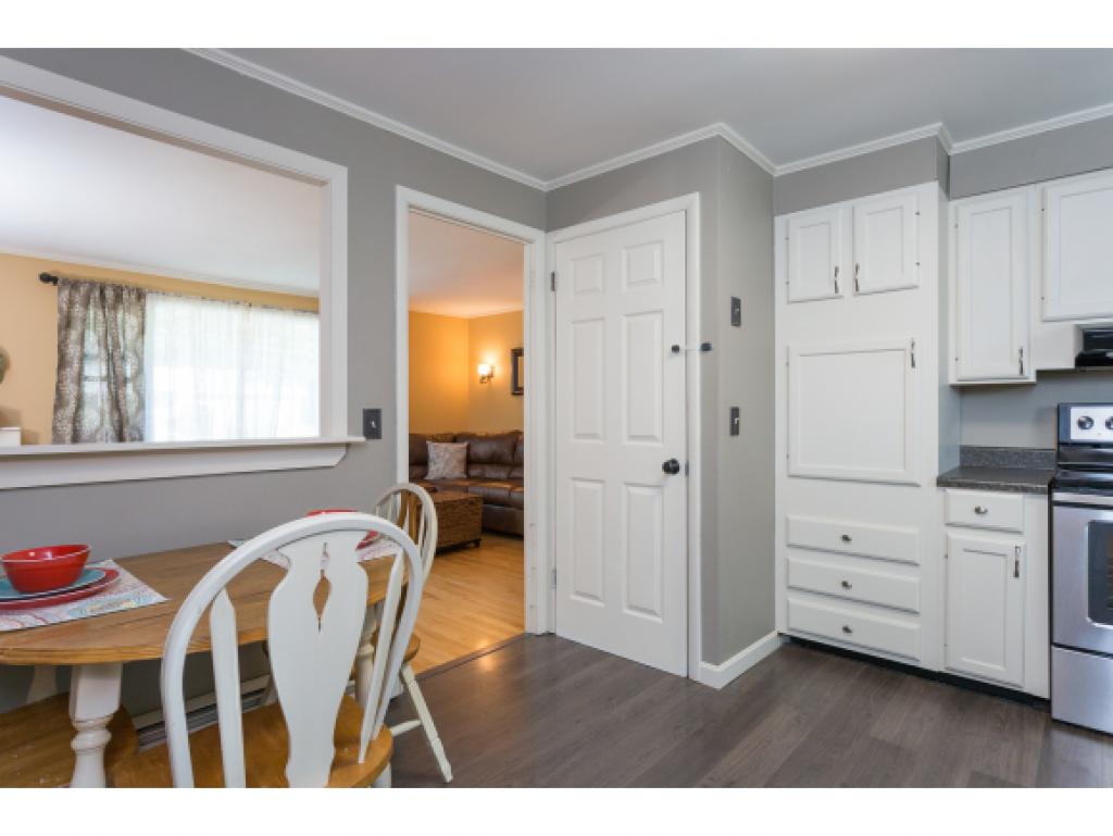 46 Taft Road Portsmouth, NH 03801 - Photo 11 of 29