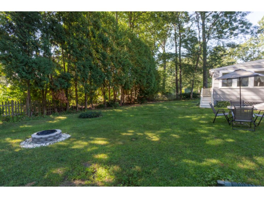 46 Taft Road Portsmouth, NH 03801 - Photo 6 of 29