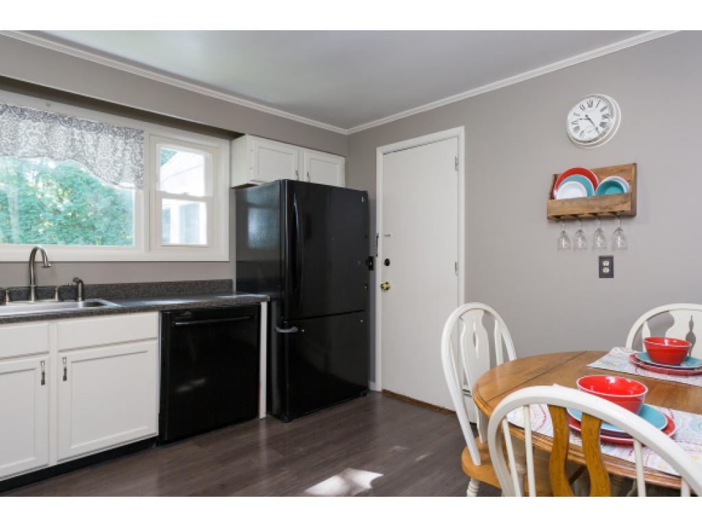 46 Taft Road Portsmouth, NH 03801 - Photo 9 of 29