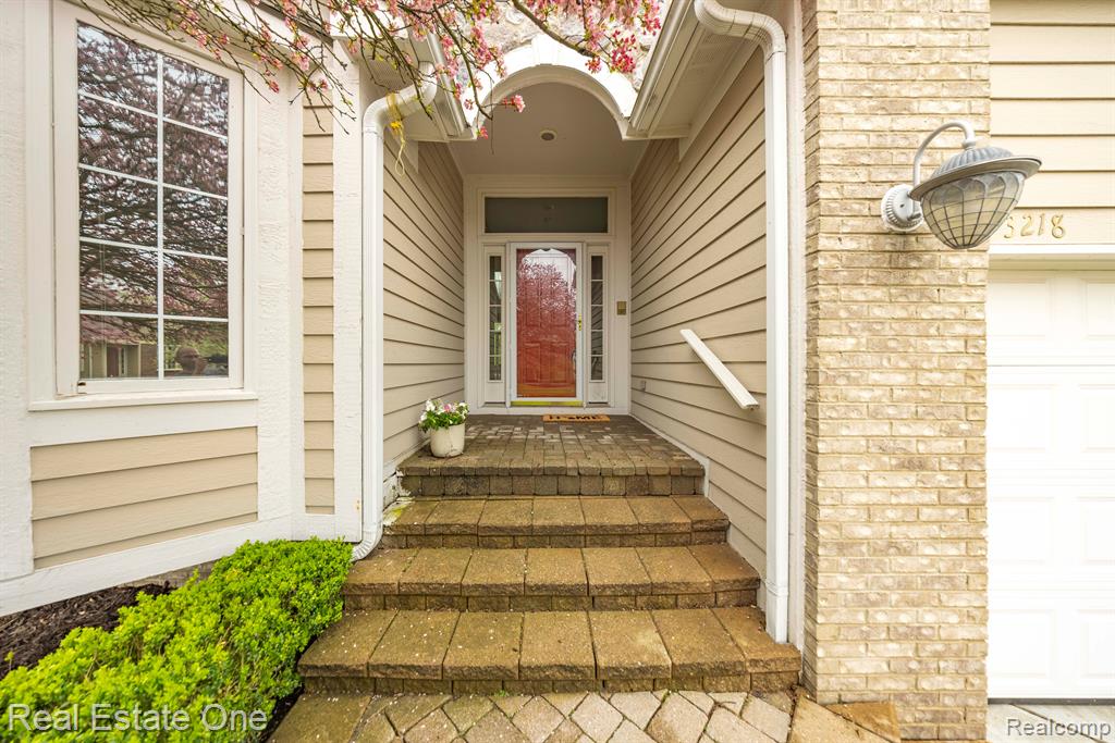3218 Topview Court Rochester Hills, MI 48309 - Photo 5 of 37 Gallery Image 5