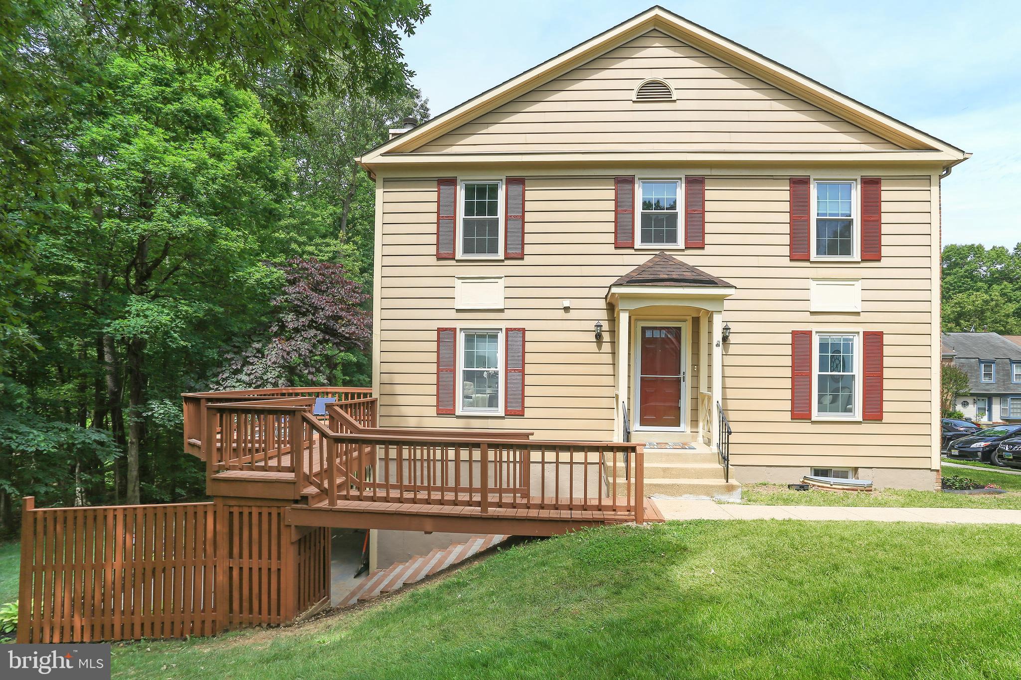 7432 Spring Tree Drive Springfield, VA 22153 - Photo 2 of 42 Gallery Image 2