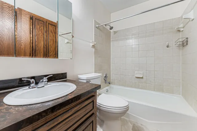 $299,000 | 2816 Hillsboro Avenue North, New Hope, MN 55427