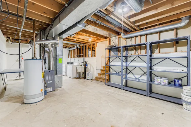 $299,000 | 2816 Hillsboro Avenue North, New Hope, MN 55427