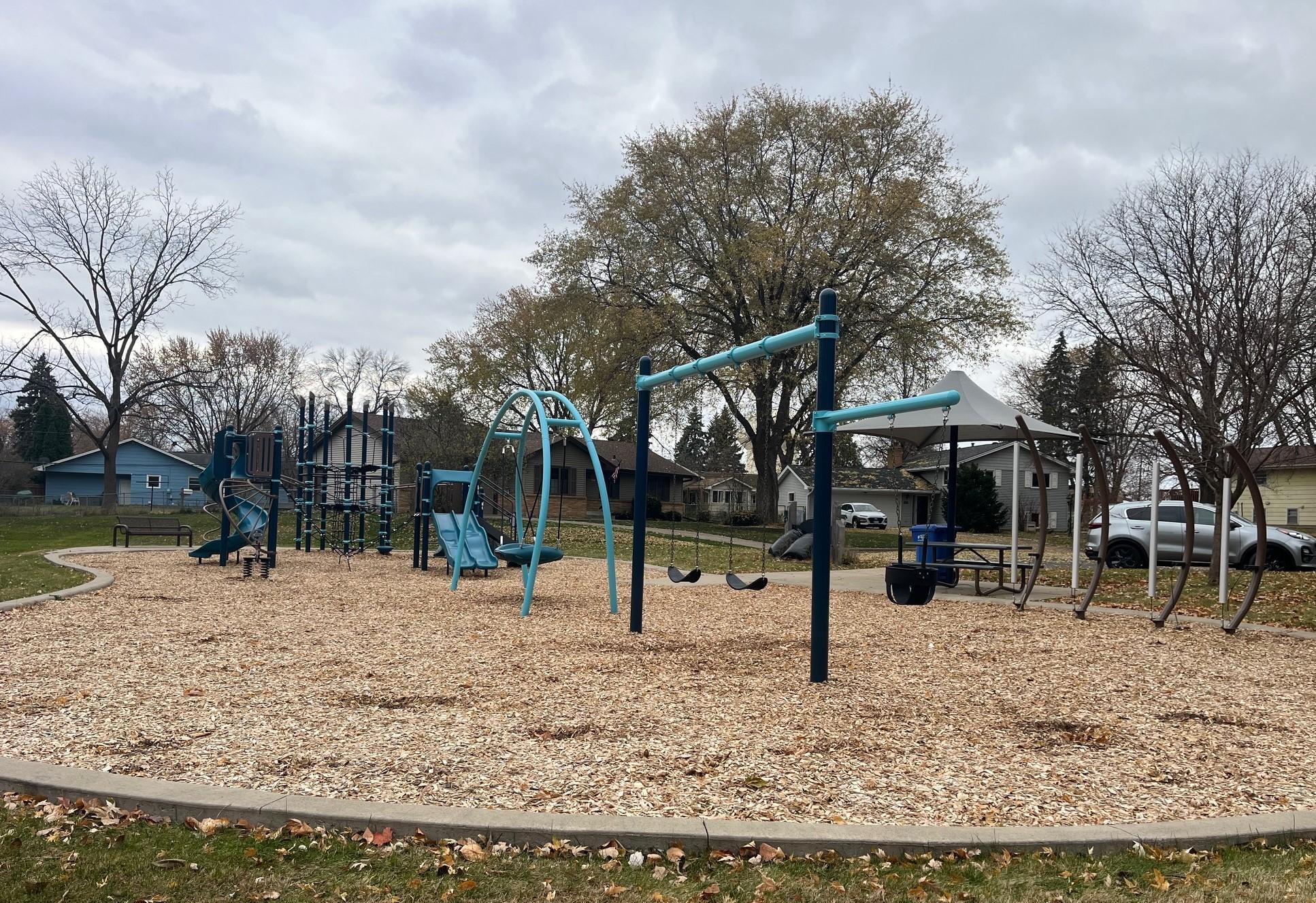 2816 Hillsboro Avenue North New Hope, MN 55427 - Photo 24 of 33