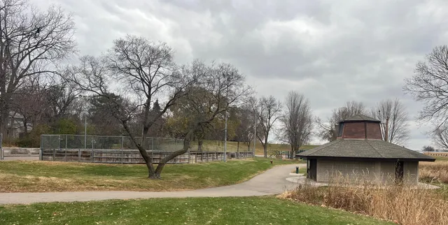 $299,000 | 2816 Hillsboro Avenue North, New Hope, MN 55427