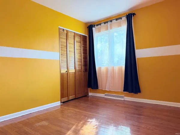 $275,000 | 53308 Hickory Road, South Bend, IN 46635