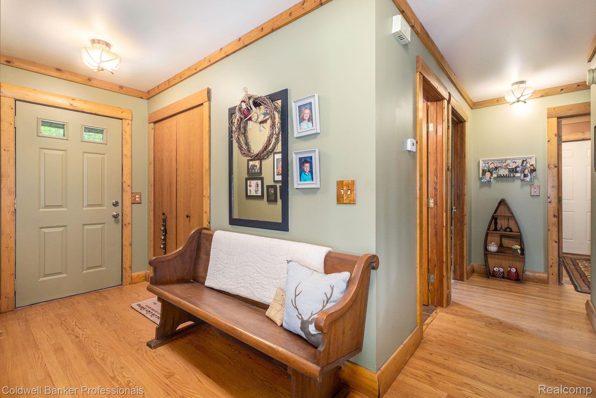 5221 Country Squire Road Dryden, MI 48428 - Photo 16 of 46 Gallery Image 16