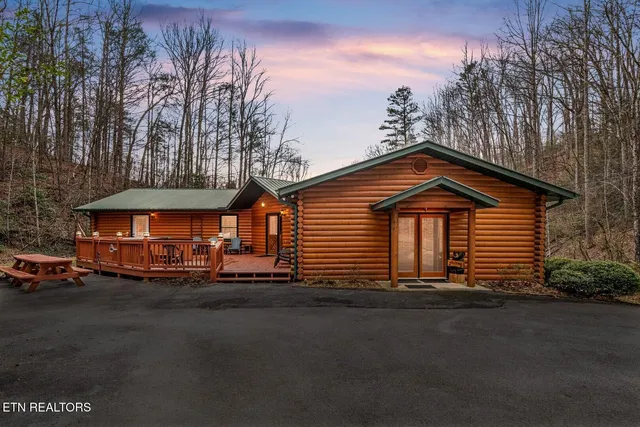 $849,900 | 1150 Ogle Hills Road, Gatlinburg, TN 37738