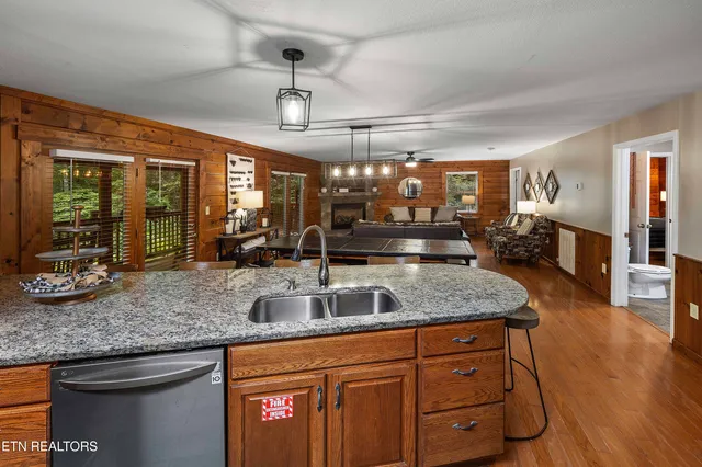 $849,900 | 1150 Ogle Hills Road, Gatlinburg, TN 37738