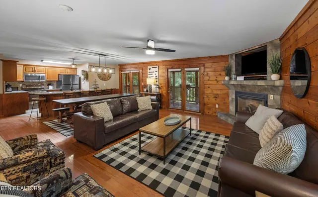 $849,900 | 1150 Ogle Hills Road, Gatlinburg, TN 37738