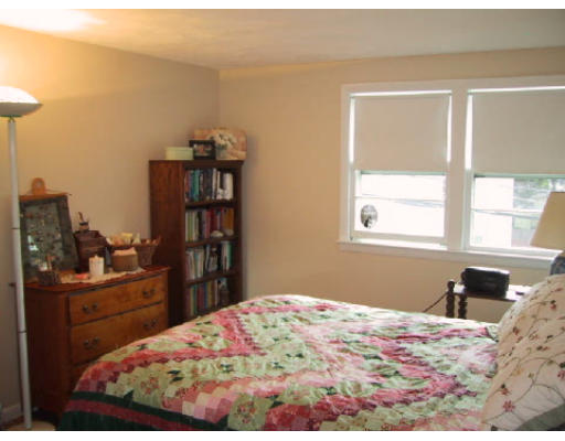 62 Indian Road Waltham, MA 02451 - Photo 4 of 7 Gallery Image 4
