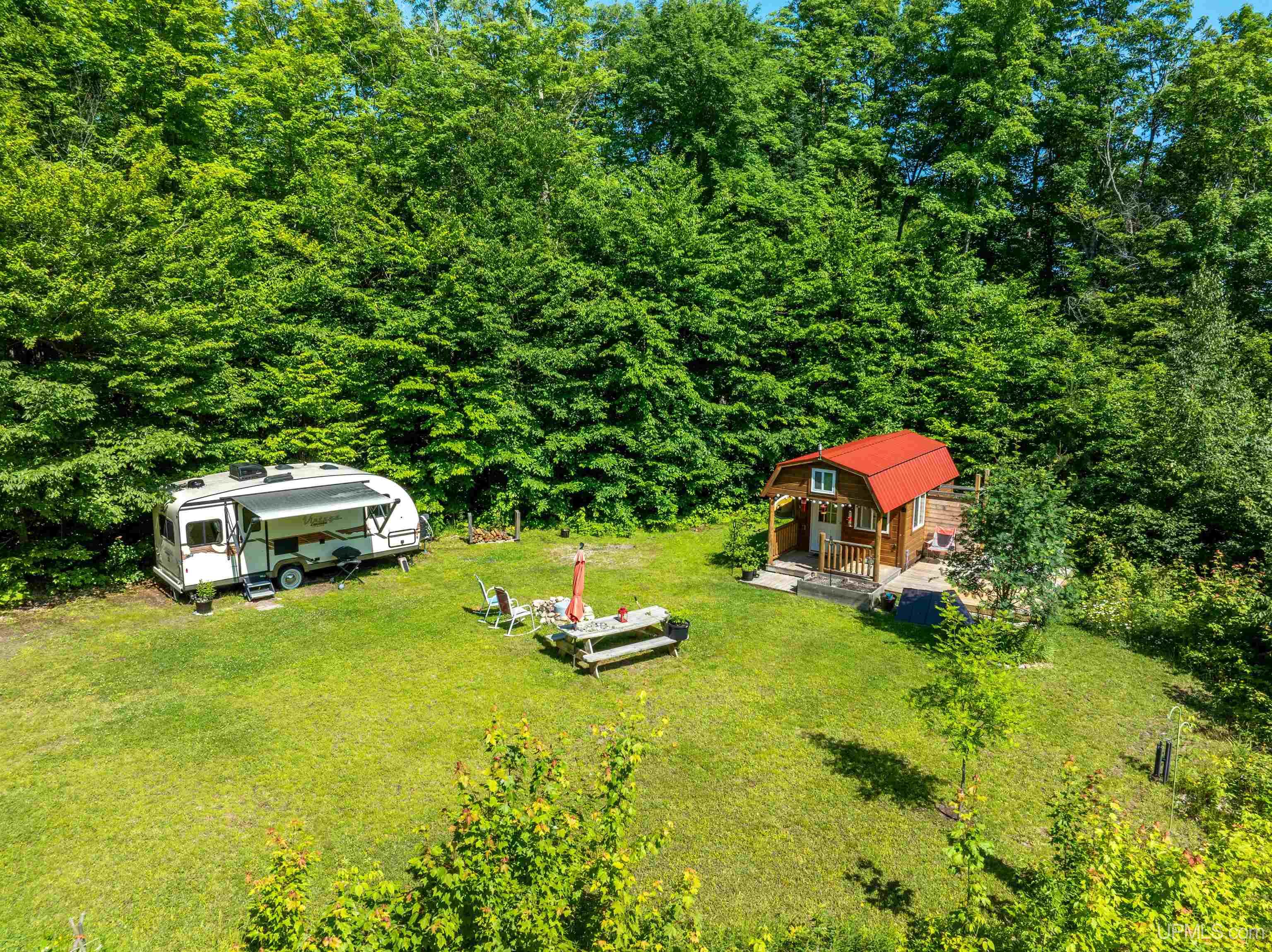 N7772 Ridge Road Munising, MI 49862 - Photo 5 of 33 Gallery Image 5