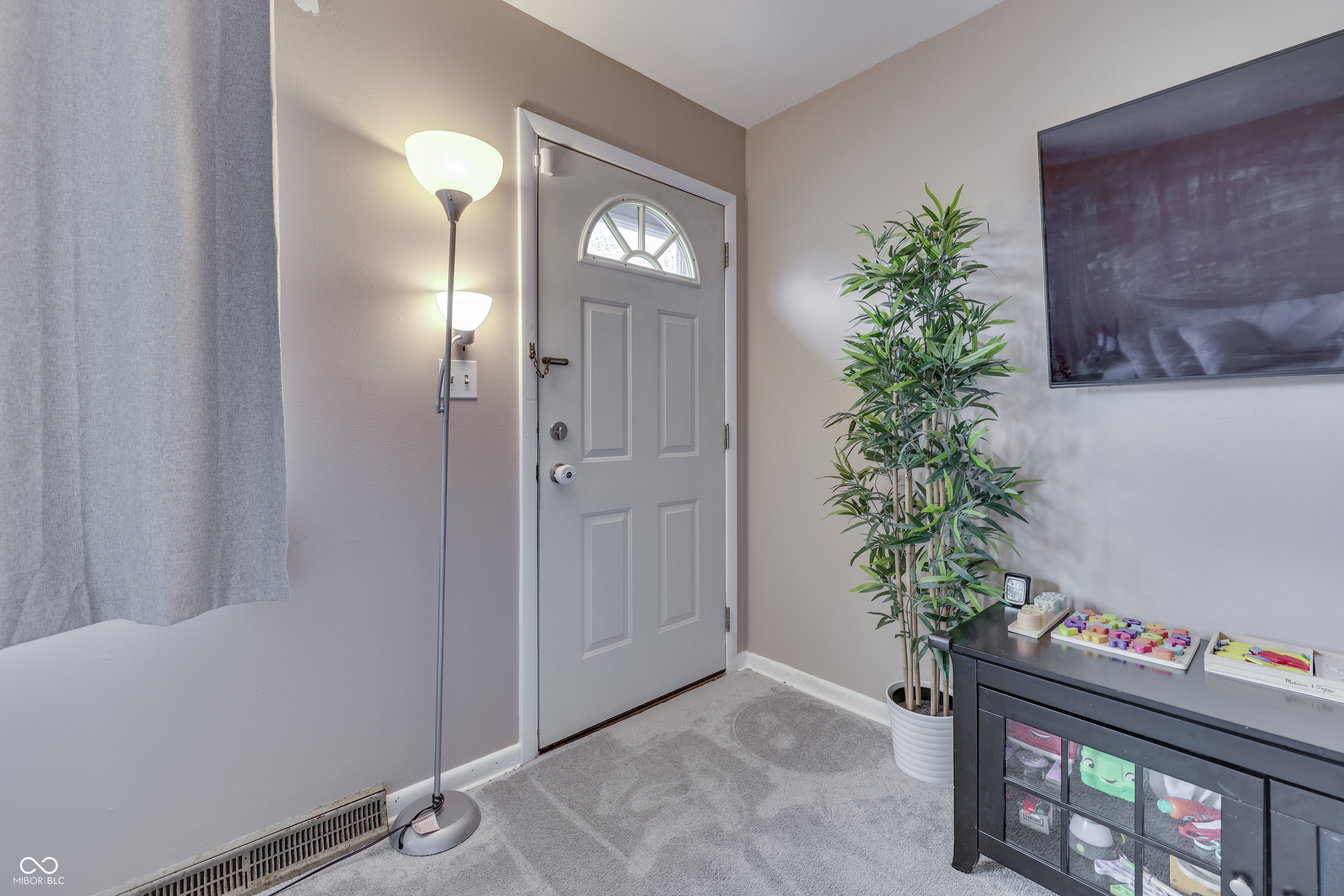 8025 West Sycamore Road Fairland, IN 46126 - Photo 5 of 39 Gallery Image 5