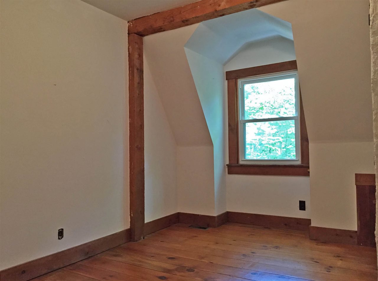 17 Jelly Mill Hill Road Dummerston, VT 05301 - Photo 15 of 20