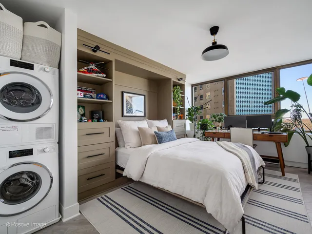 $5,500 | 2800 North Lake Shore Drive, Unit 801, Chicago, IL 60657