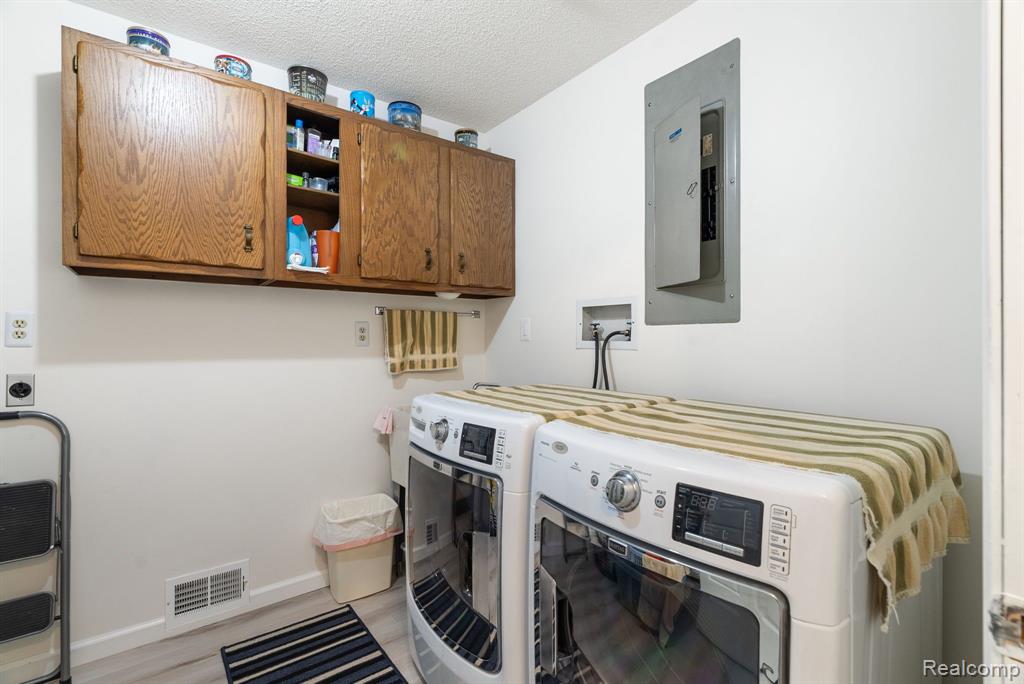 7616 Cribbins Road Jeddo, MI 48032 - Photo 40 of 55
