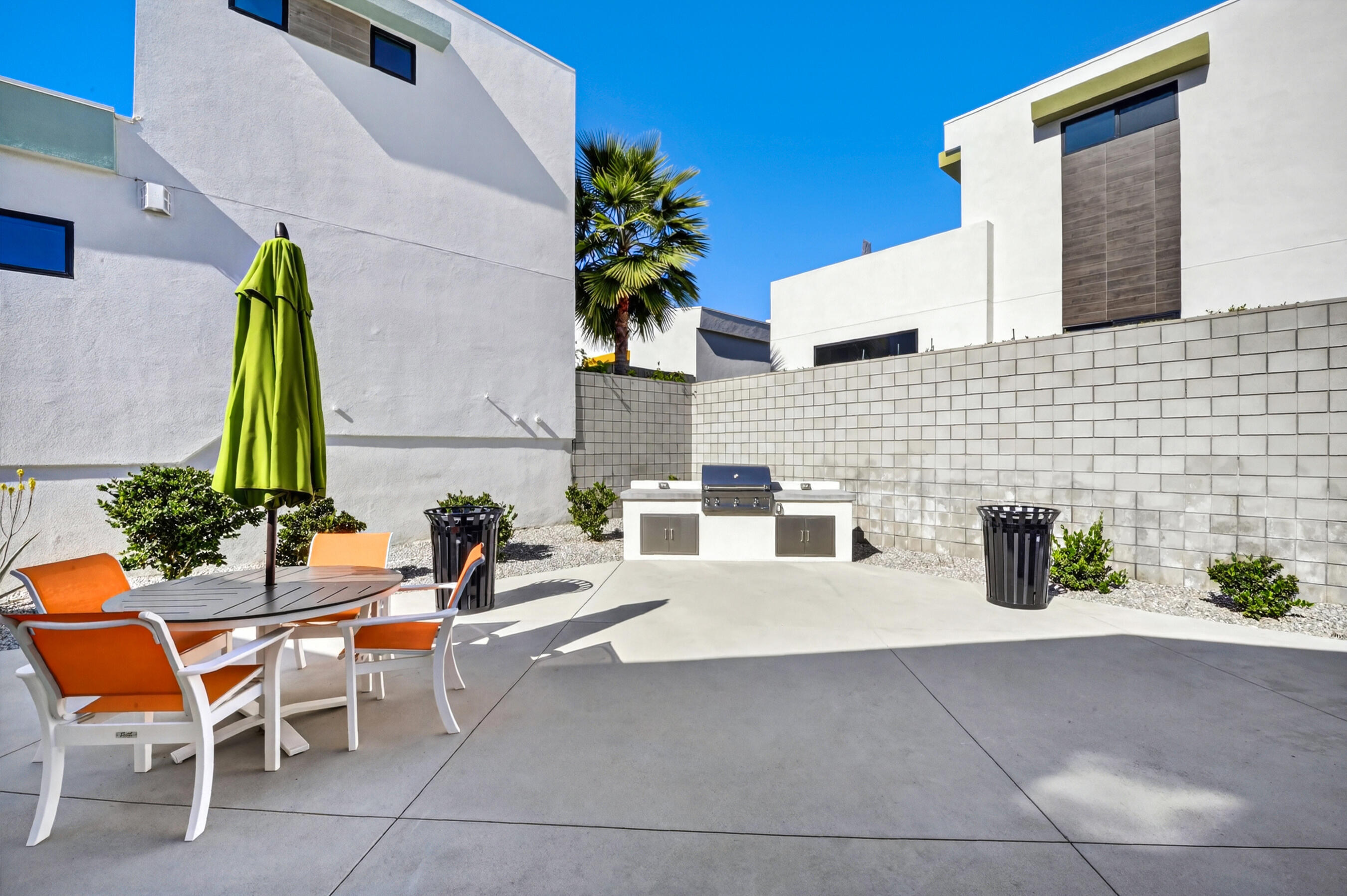 795 Obsidian Loop West Palm Springs, CA 92264 - Photo 39 of 43 795-obsidian-loop-west-043
