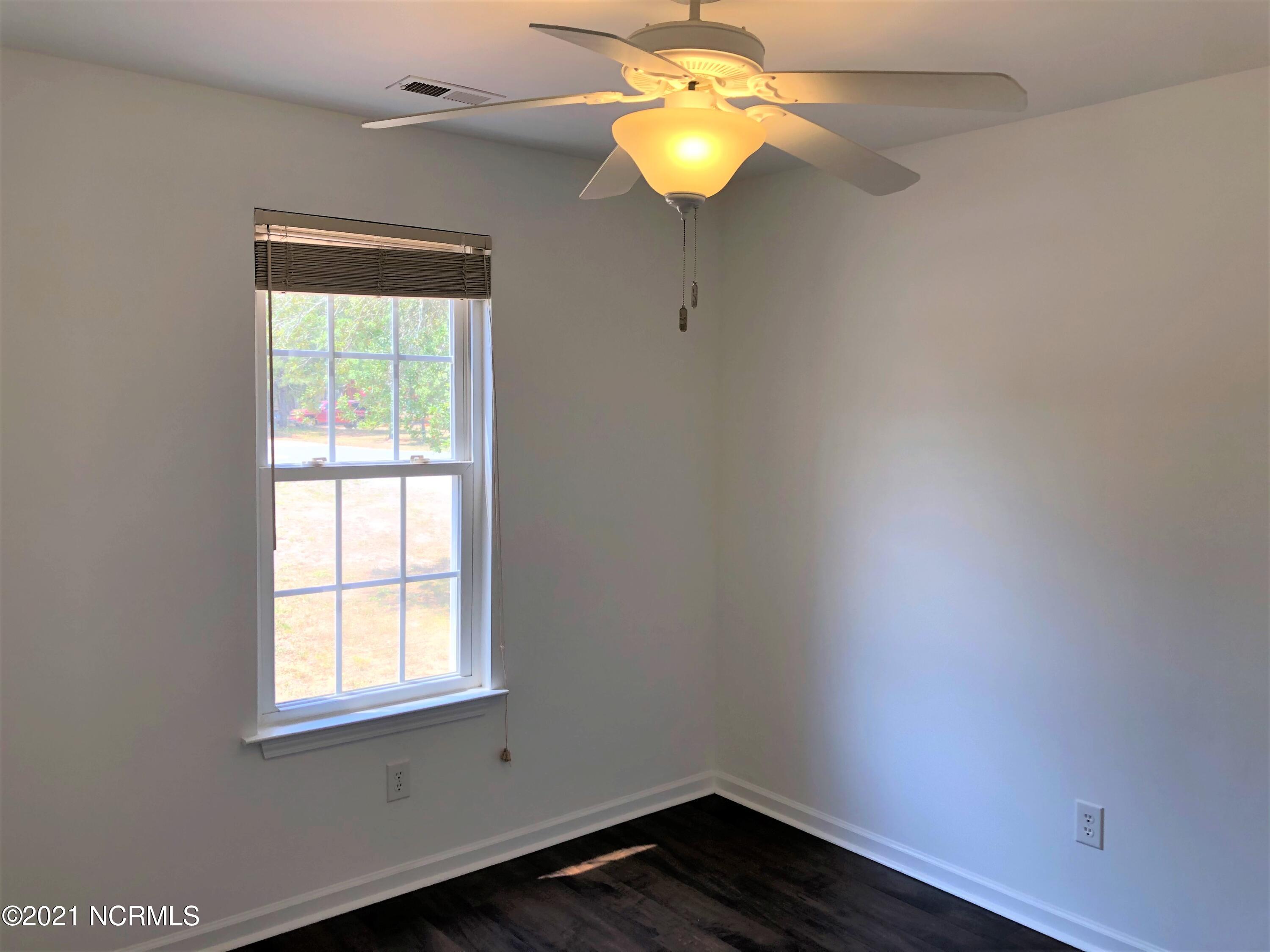 4684 Port Loop Road Southeast Southport, NC 28461 - Photo 27 of 48 Bedroom 1