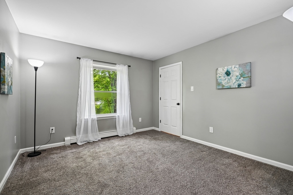65 South Row Road Lunenburg, MA 01462 - Photo 20 of 41