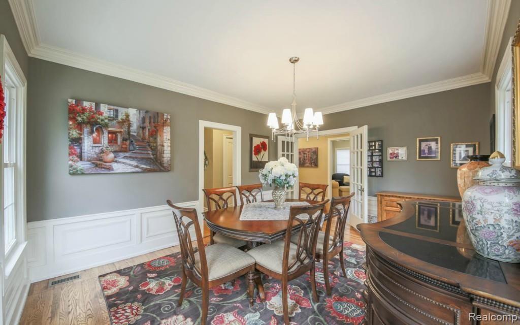 667 Washington Road Grosse Pointe, MI 48230 - Photo 5 of 29 5-photo-web-1680x1050-240119.jpg