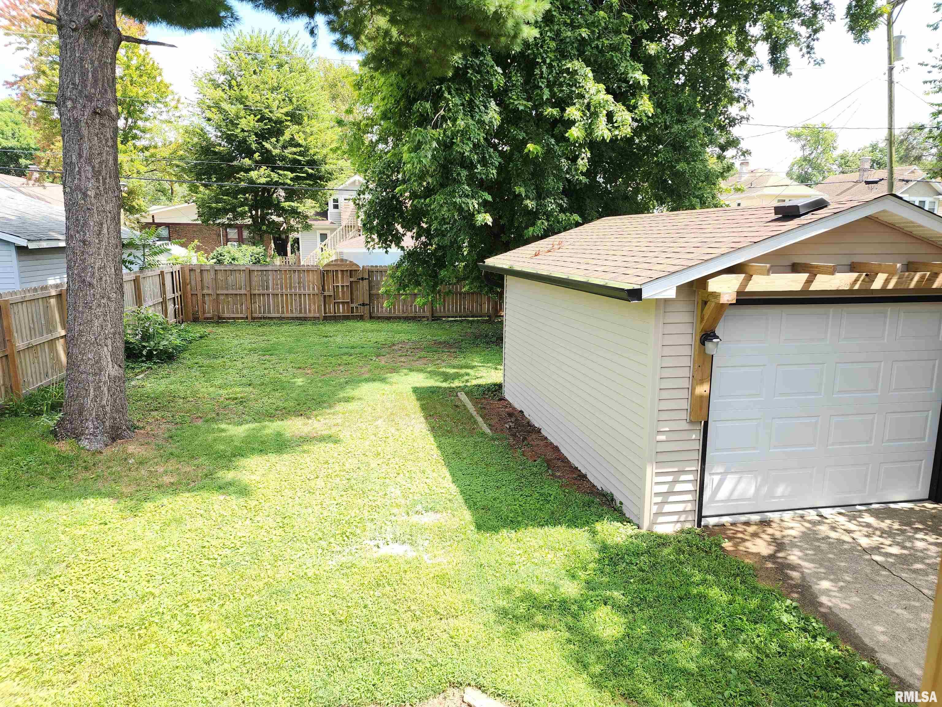 2028 South 4th Street Springfield, IL 62703 - Photo 8 of 63 Gallery Image 8