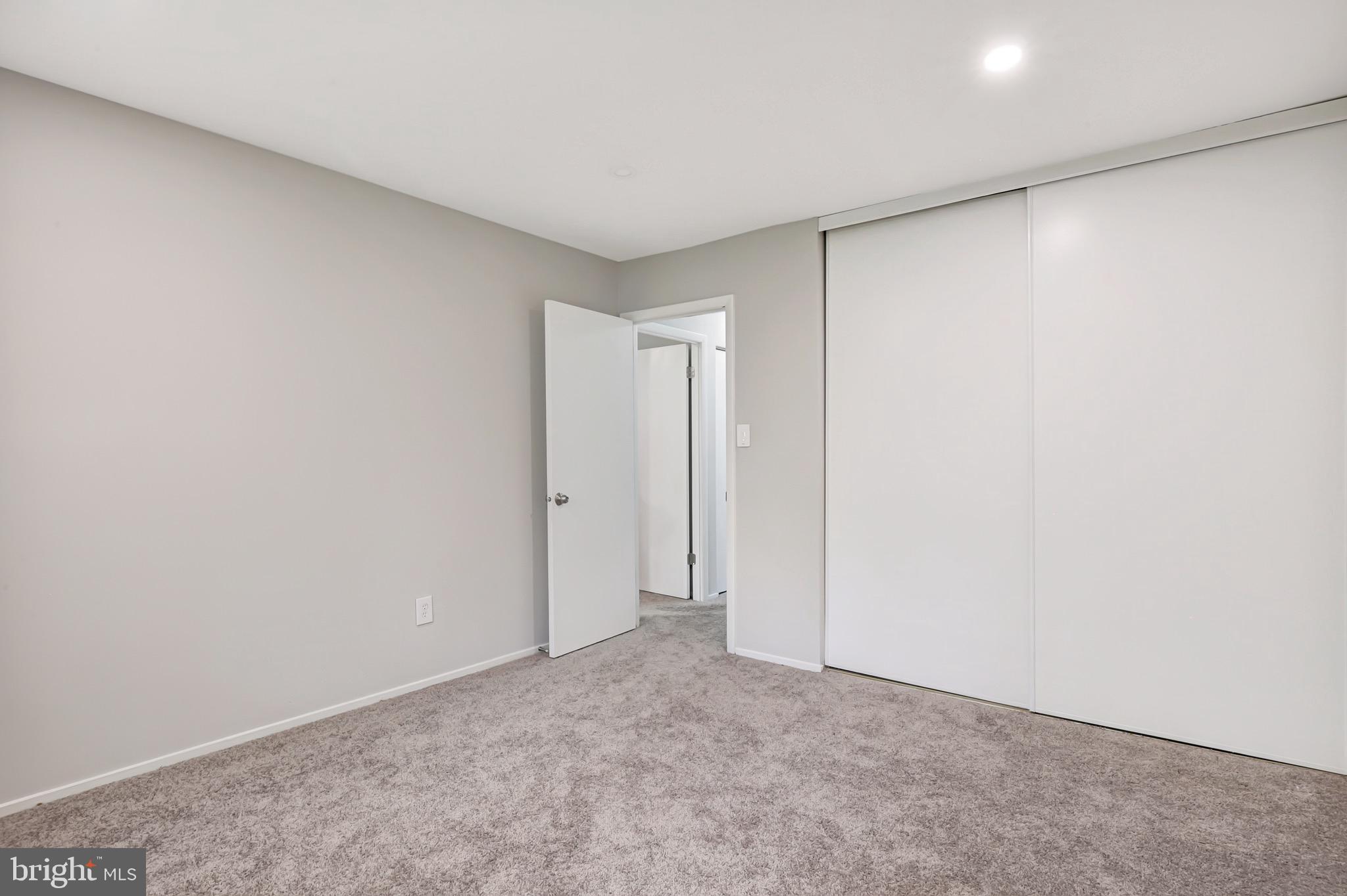 8550 Gwynedd Way Springfield, VA 22153 - Photo 15 of 29 Gallery Image 15