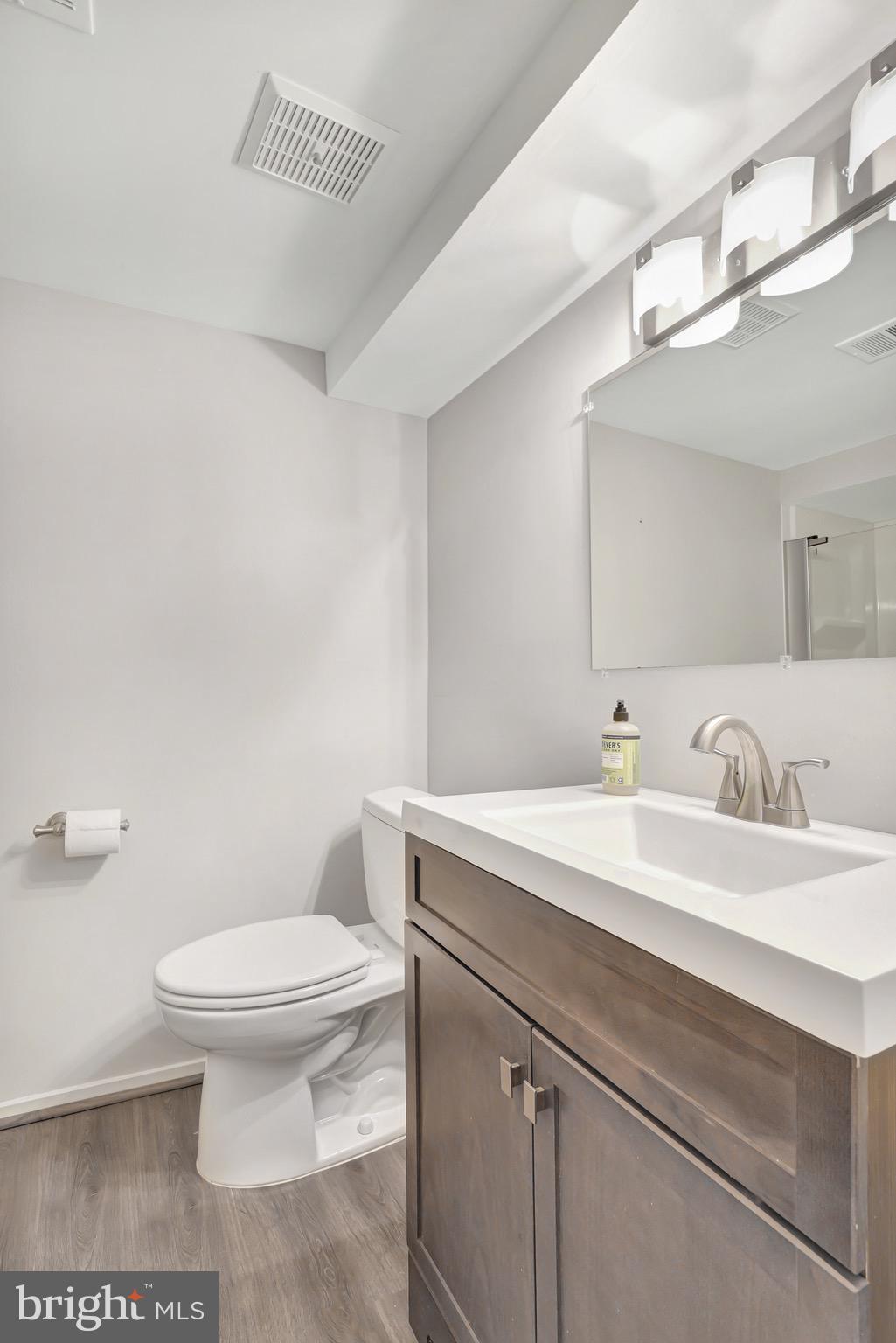 8550 Gwynedd Way Springfield, VA 22153 - Photo 27 of 29 Gallery Image 27