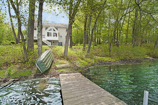 554 Douglas Road Northbridge, MA 01588 - Photo 8 of 30